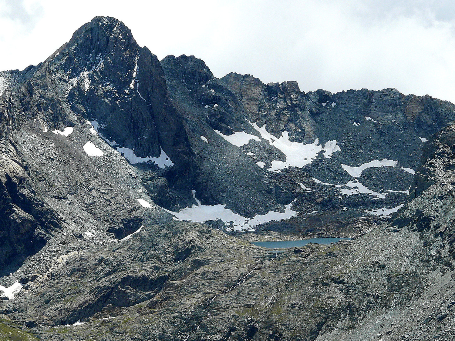 Pointe Miserino et lac Miserini (Val d'Aoste)