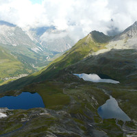 Les trois lacs de Fenêtre depuis la tête de Fonteinte