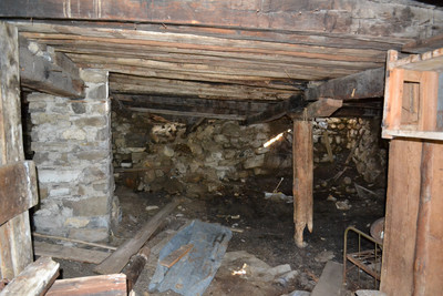 A l'intérieur