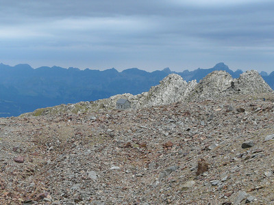 Baraque forestière des Rognes au milieu du désert ... de Pierre Ronde Baraque forestière des Rognes au milieu du désert ... de Pierre Ronde