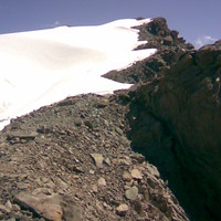 Le Pic Morosova et sa crête ouest terminale