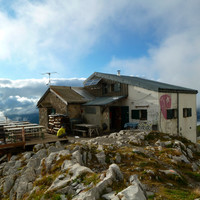 Refuge de la Pointe Percée, Gramusset