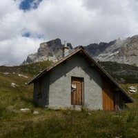 Cabane du Vallon des Aoupets