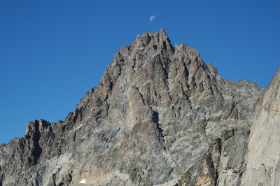Aiguille du plat de la Selle S, par omα Aiguille du plat de la Selle S, par omα
