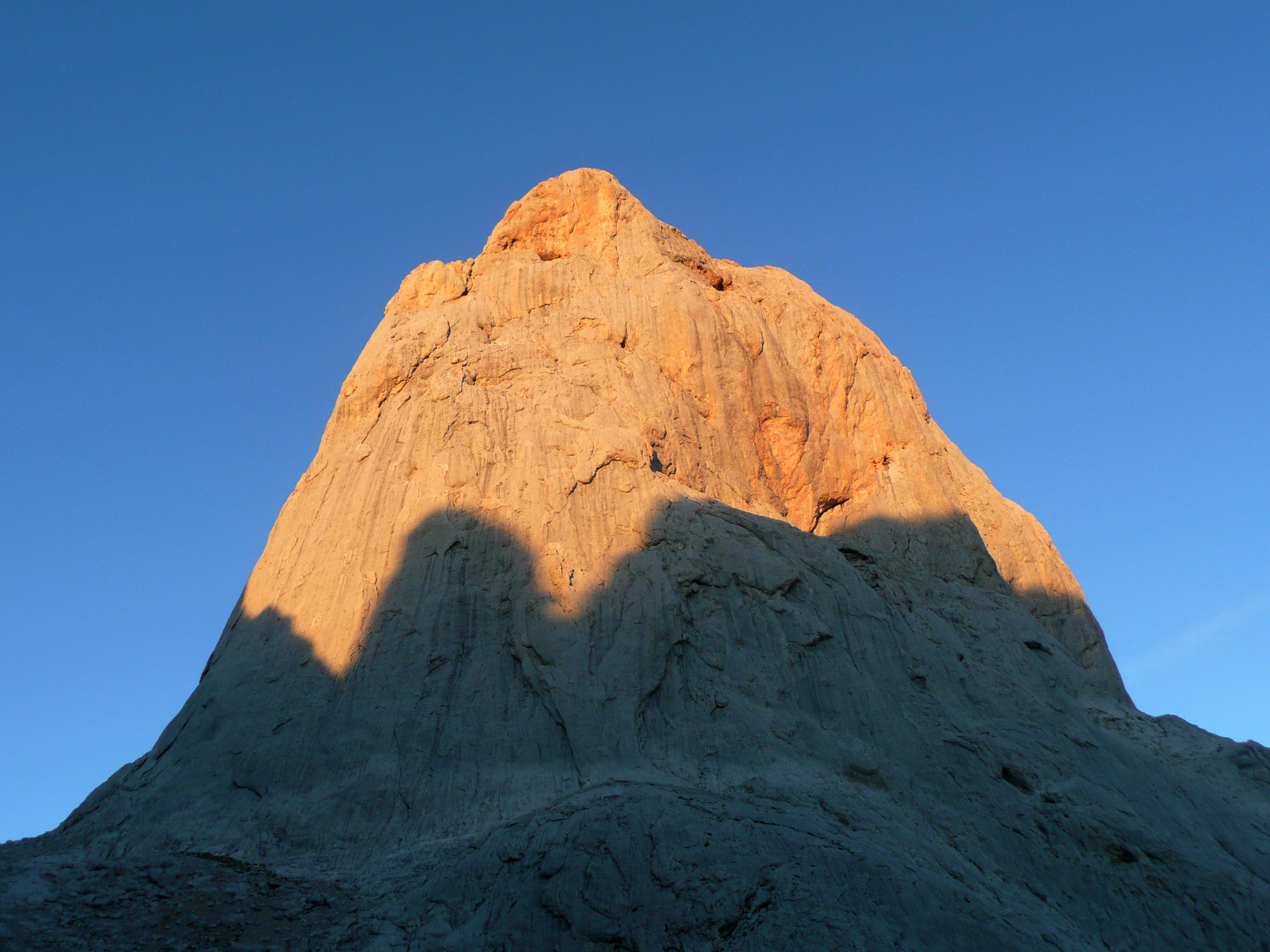 Picu Urriello (Naranjo de Bulnes) : Face E Via Cepeda