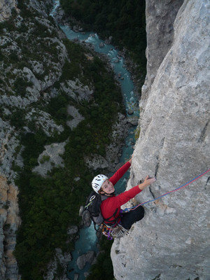 Un beau pilier sur fond de Verdon...