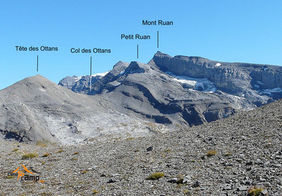 De la Tête des Ottans au Mont Ruan depuis la Tête de Pérua