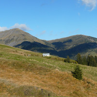 Croisse Baulet : le Petit et le "Grand" séparés par le col de l'Avenaz (versant W)