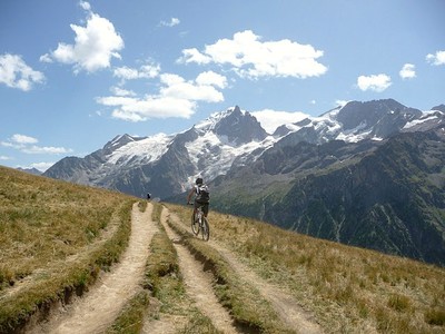Plateau d'Emparis en VTT Plateau d'Emparis en VTT