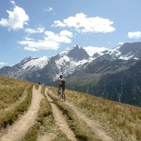 Plateau d'Emparis en VTT