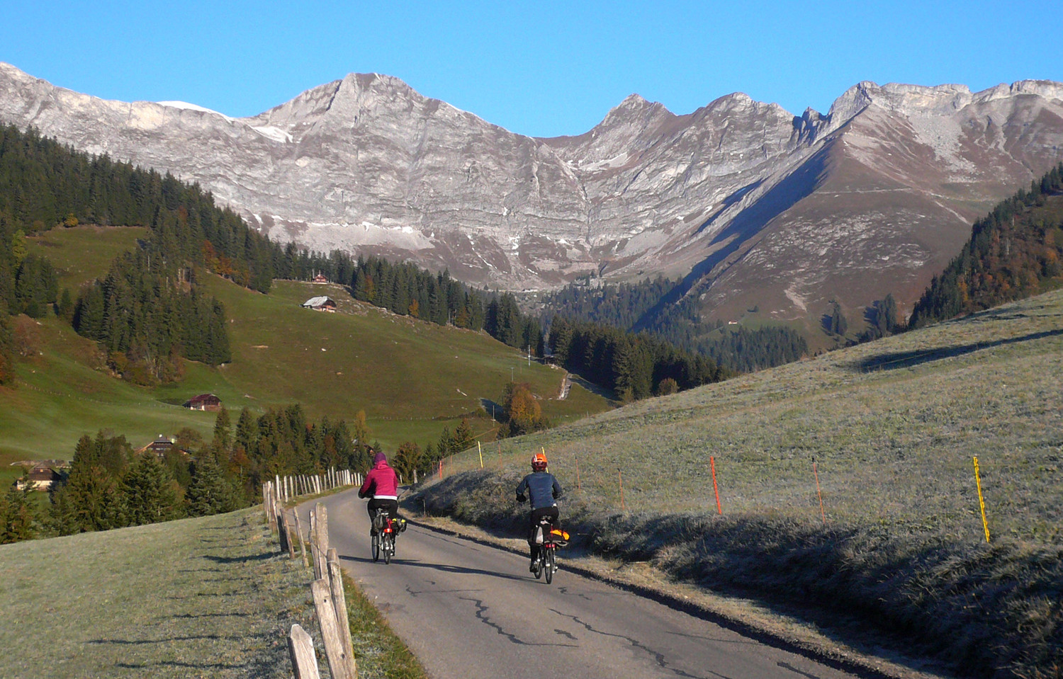 La Jumelle (3ème Pucelle) : Arête SW, vélo-rando-grimpe depuis Flendruz -  Camptocamp.org