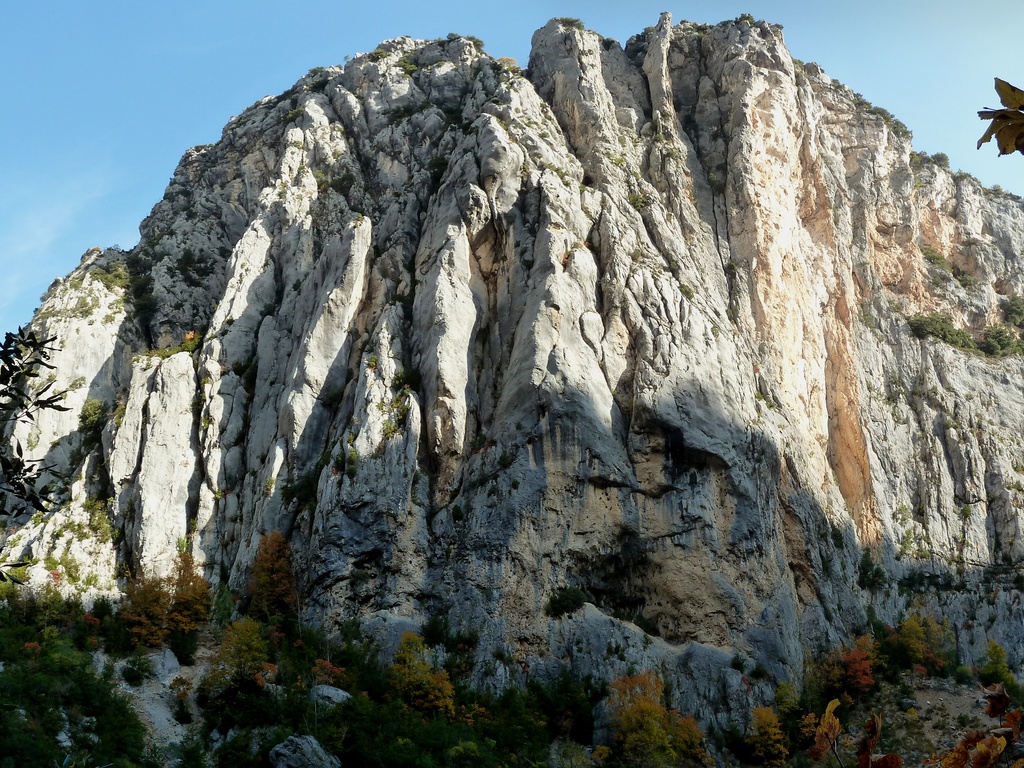 Vue d'ensemble de la falaise des Malines.