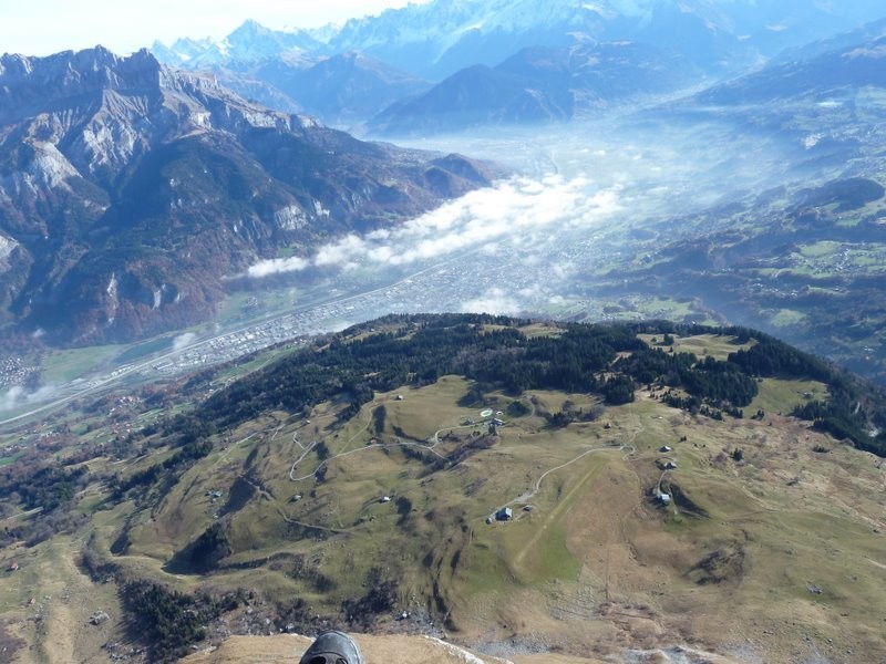 Stratus se dissipant sur la vallée de l'Arve