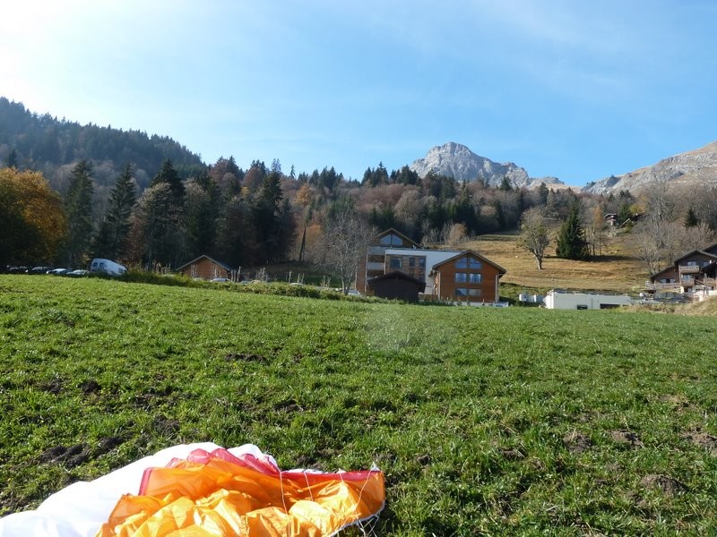 Atterro juste sous le parking