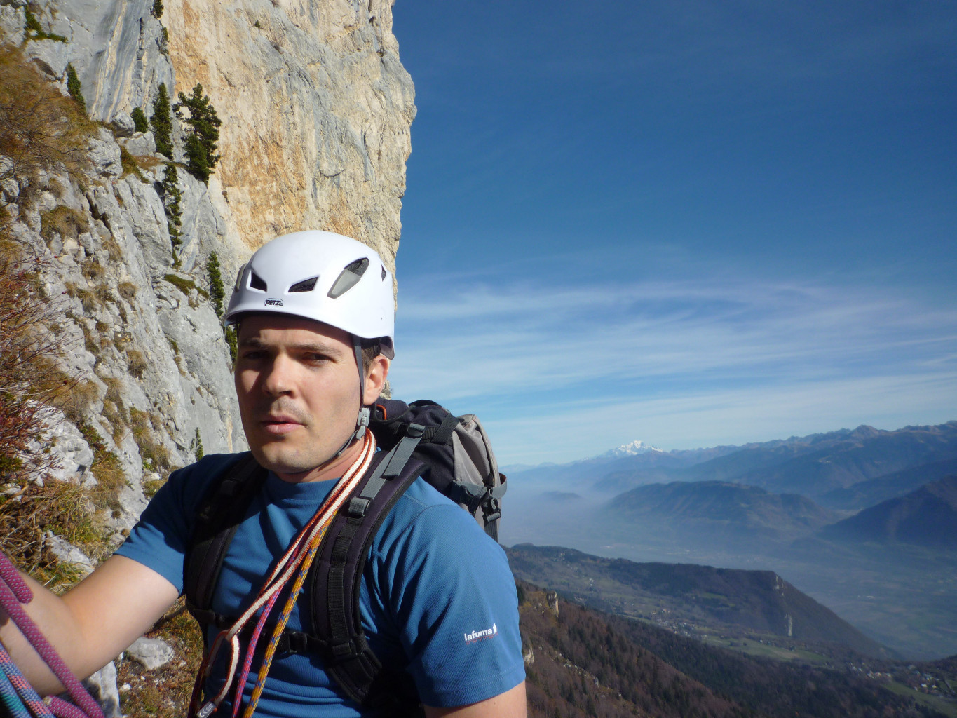 Mont blanc et grimpeur