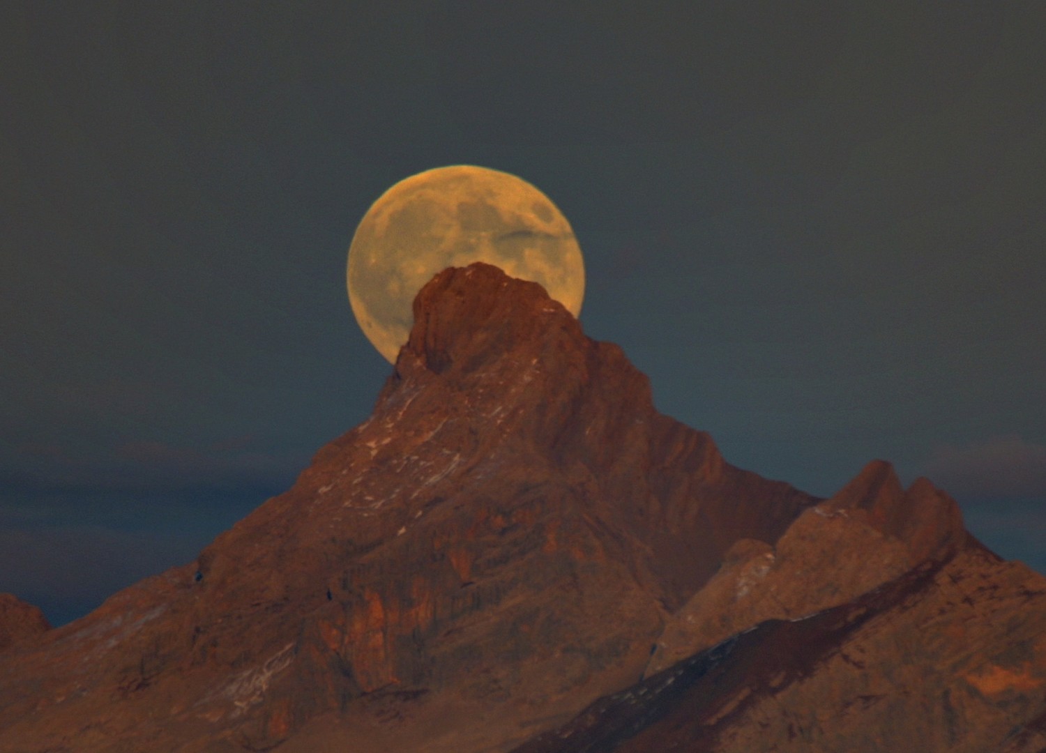levé de lune sur la Pointe Percée