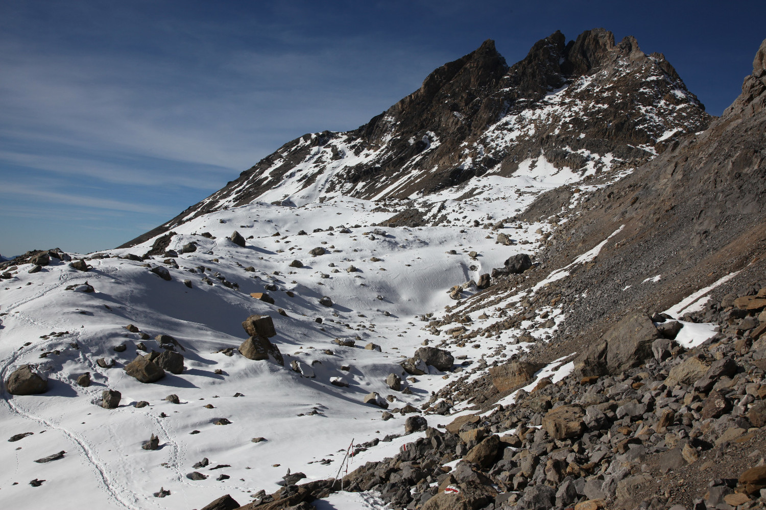 Montée vers le refuge des Dents du Midi