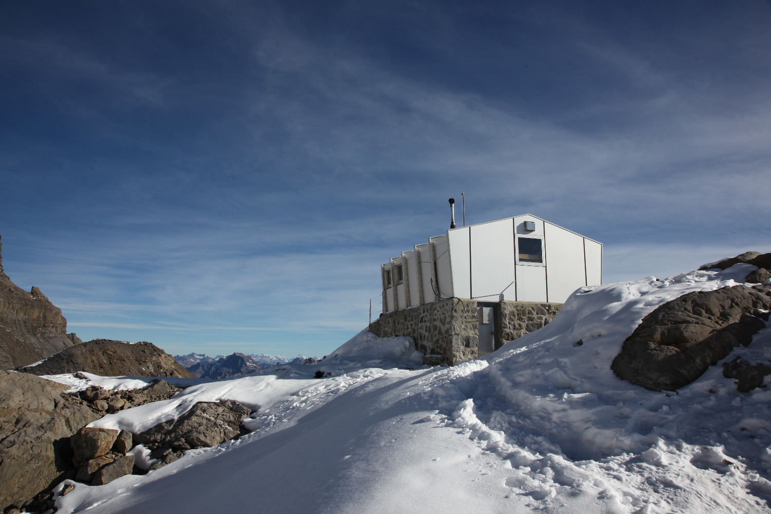 Refuge des Dents du Midi