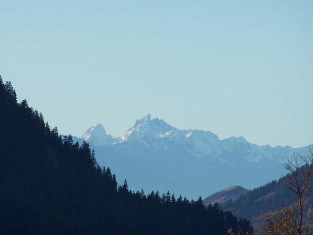 Gd Pic de Belledone vu de l'arête du roc des Boeufs