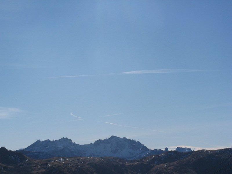 et parla bas la pierra menta
