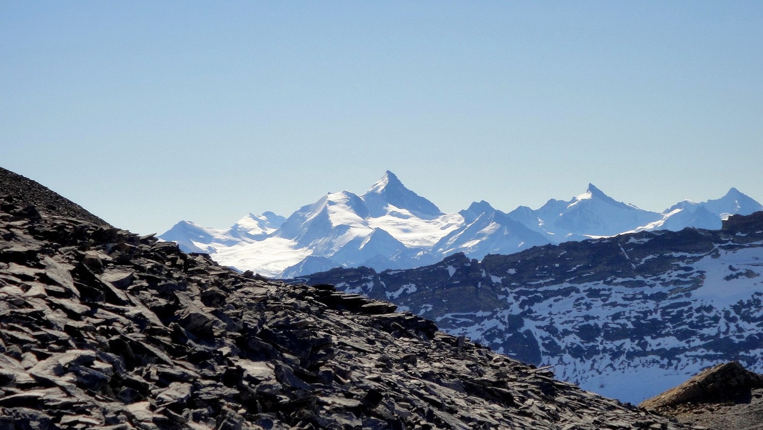 Le Weisshorn et ses valets