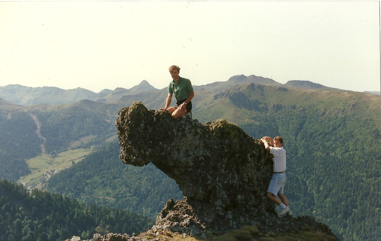Peyre de l' Ane , vue le Massif du Cantal