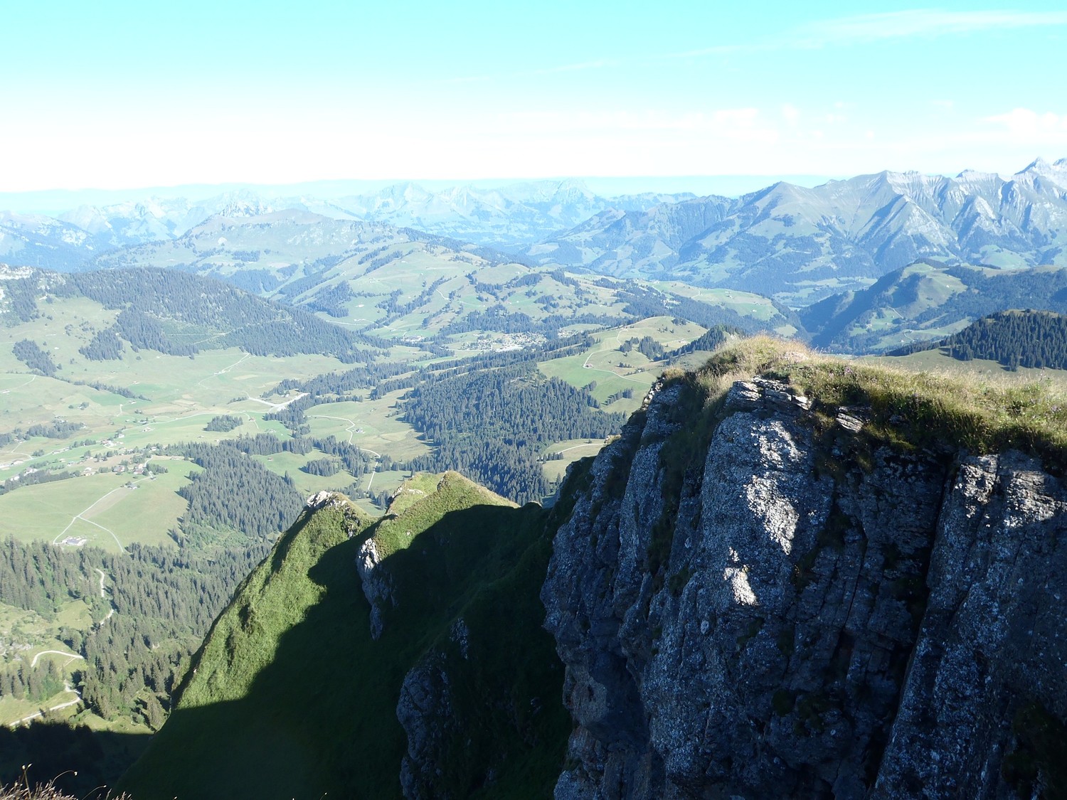 sur l'arete nord du chatillon
