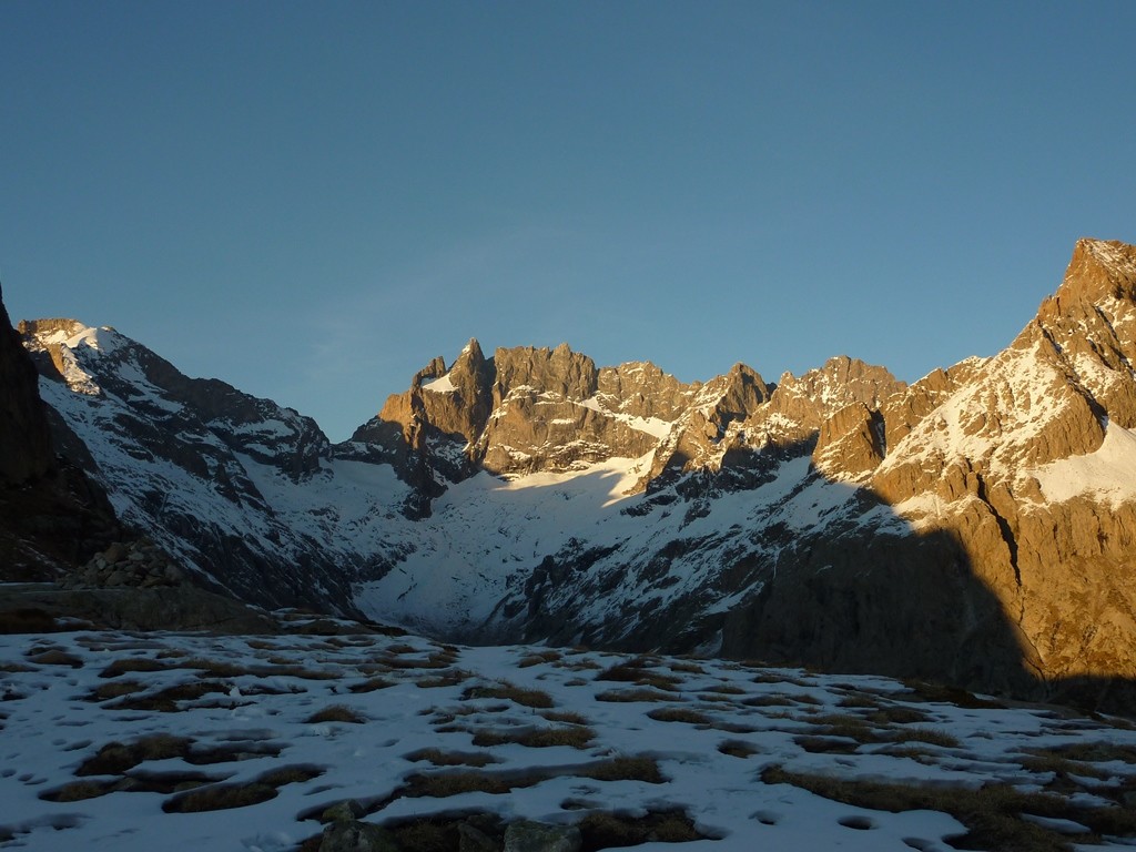 étançons
