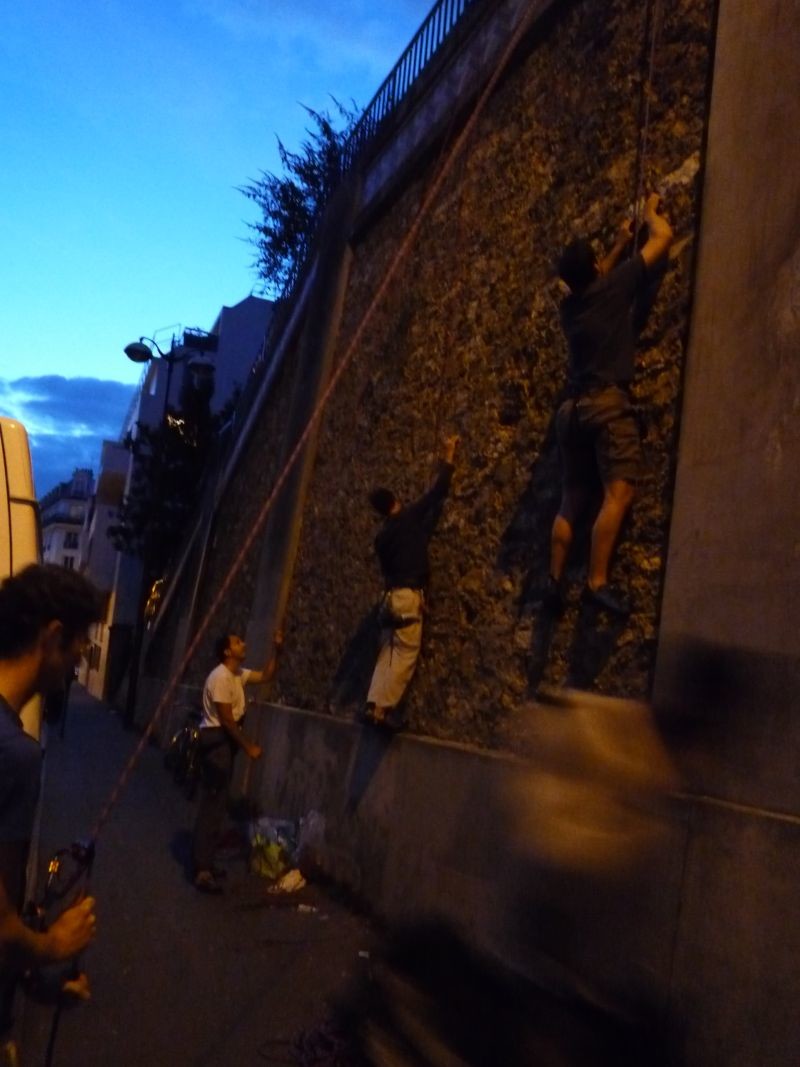 Grimpe urbaine : à l'assaut de la meulière