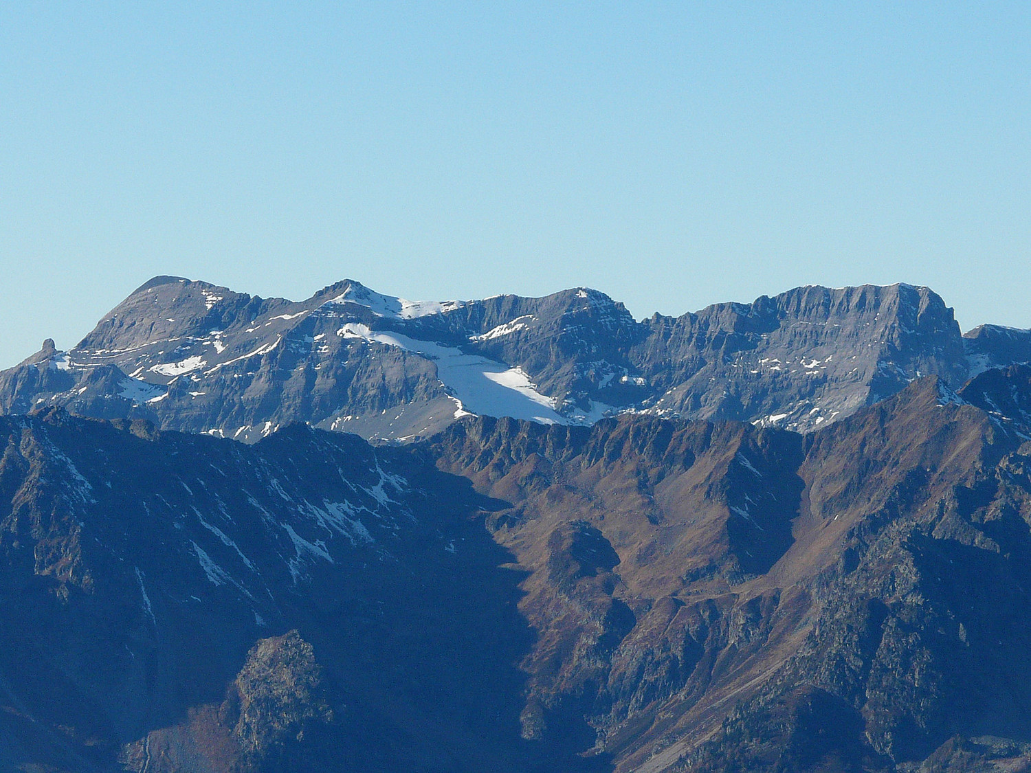Du Tenneverge à la tour du Prazon, Col du Bel Oiseau au premier plan
