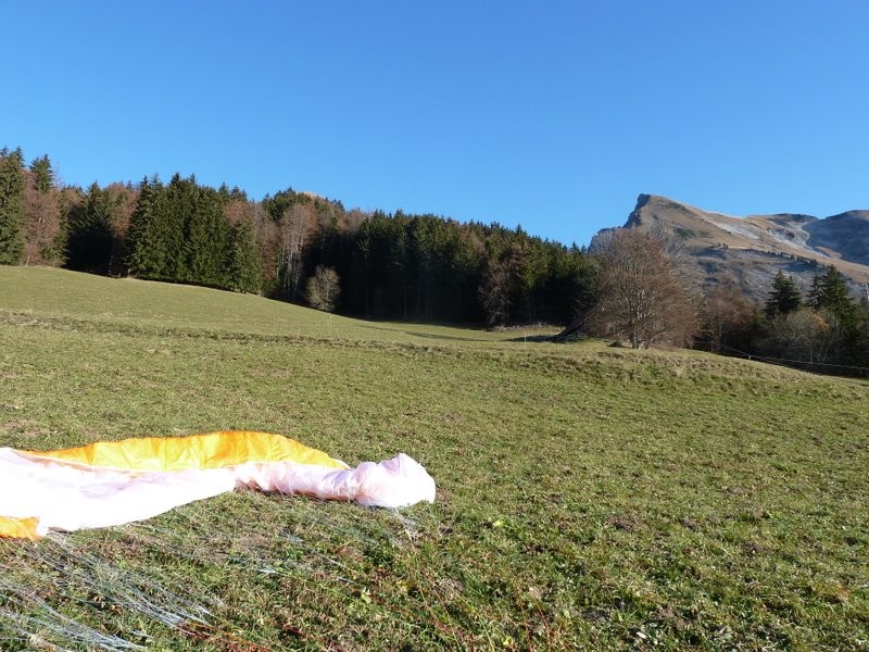 Atterro au dessus de la Savatte
