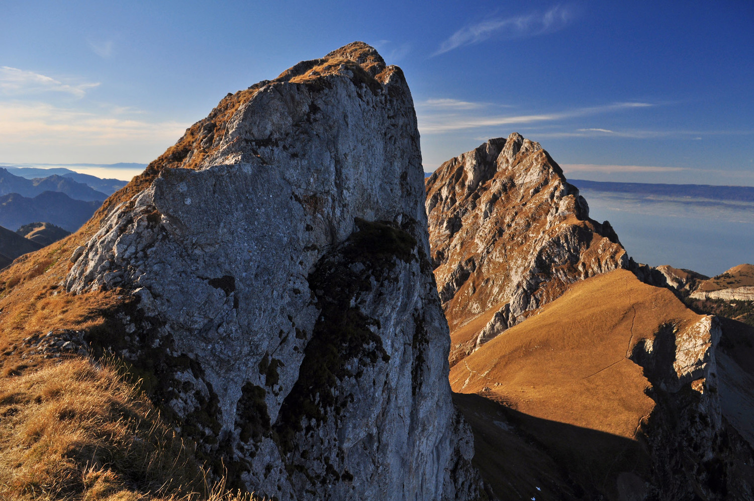 Château et Dent d'Oche