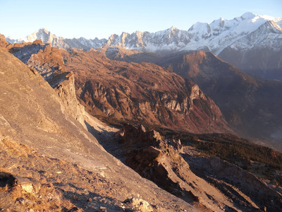 Le Dérochoir prend des couleurs Le Dérochoir prend des couleurs