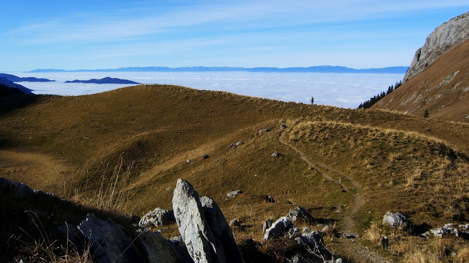 Cornettes de Bise - vers les lacs de case avant la dent d'Oche