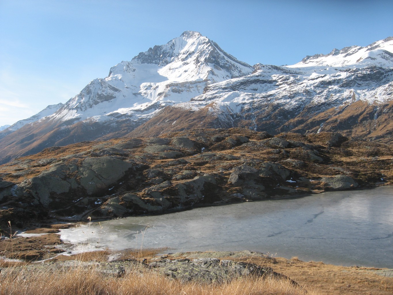 Lac blanc et Dent Parrachée