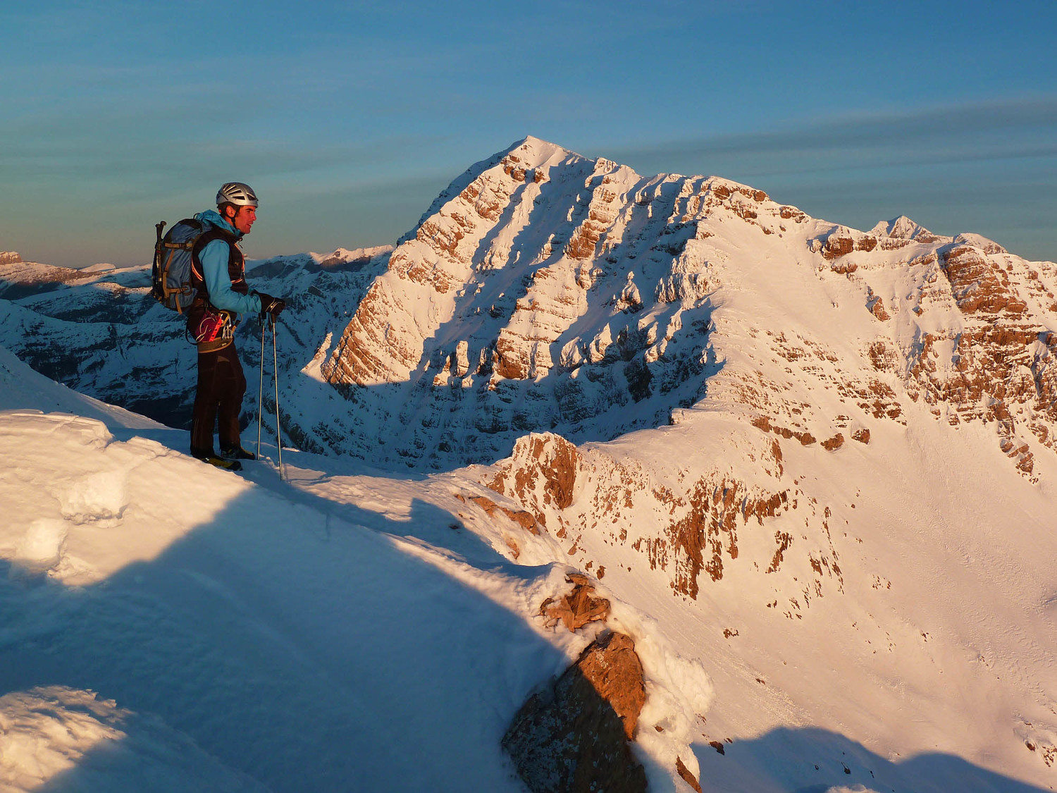 l'OM et la montagne. Belle vue sur le Taillon depuis les Gabiétous