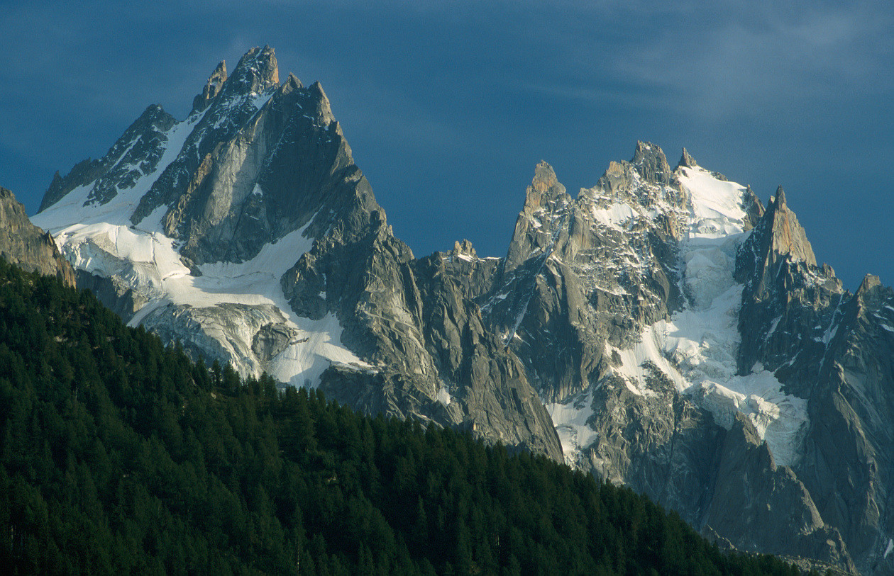 Aiguille de Blaitière, Aiguille du Plan
