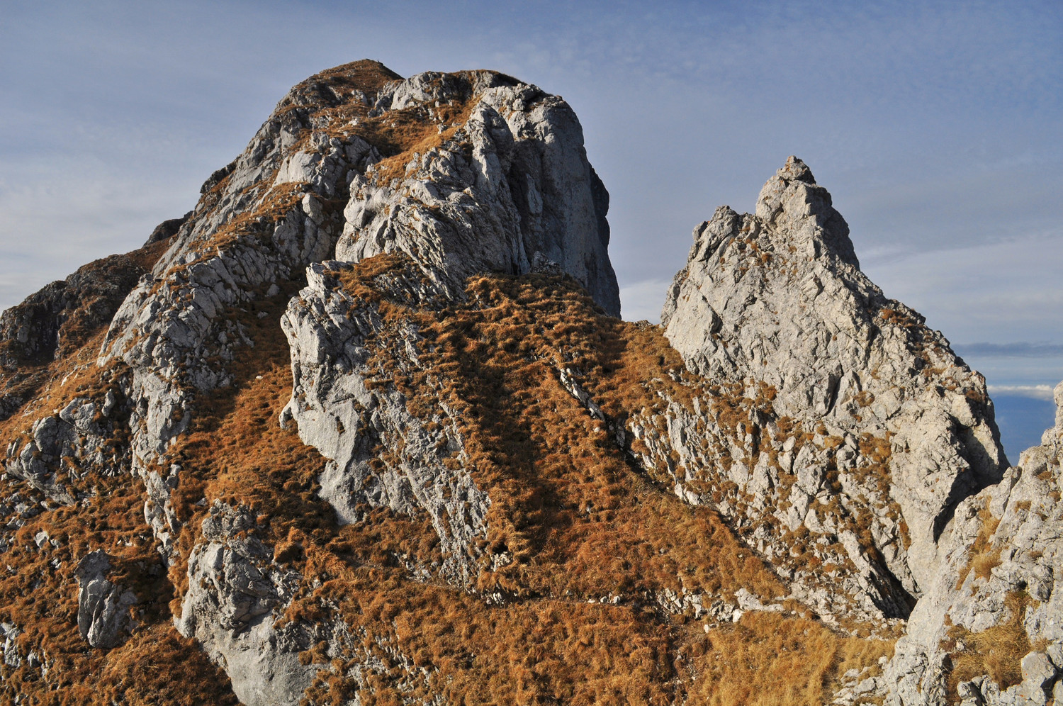 Le fil de l'arête E