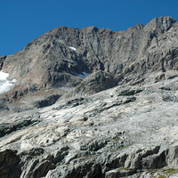 Tête du Rouget E, par omα