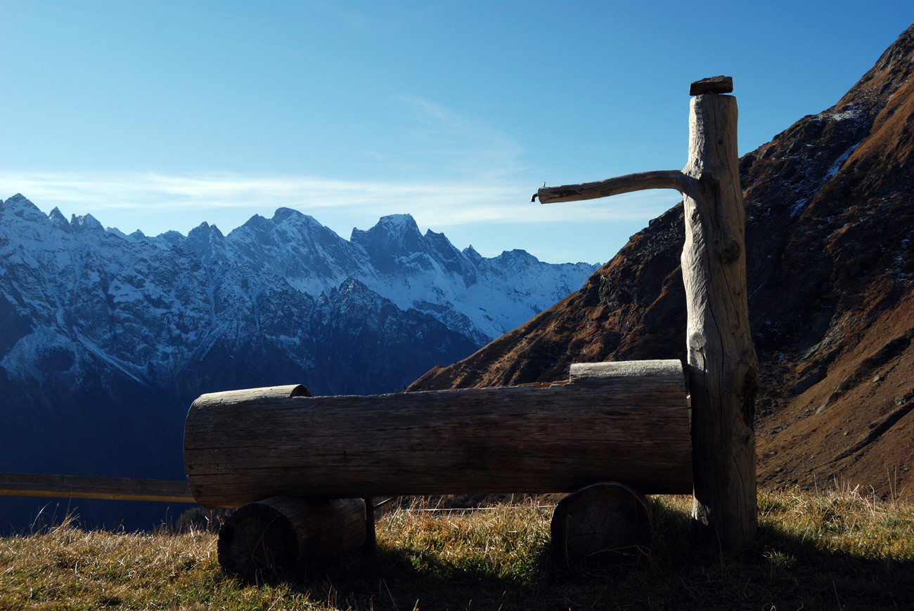 All'Alp Furcela 1942 m il Pizzi Badile e Cengalo