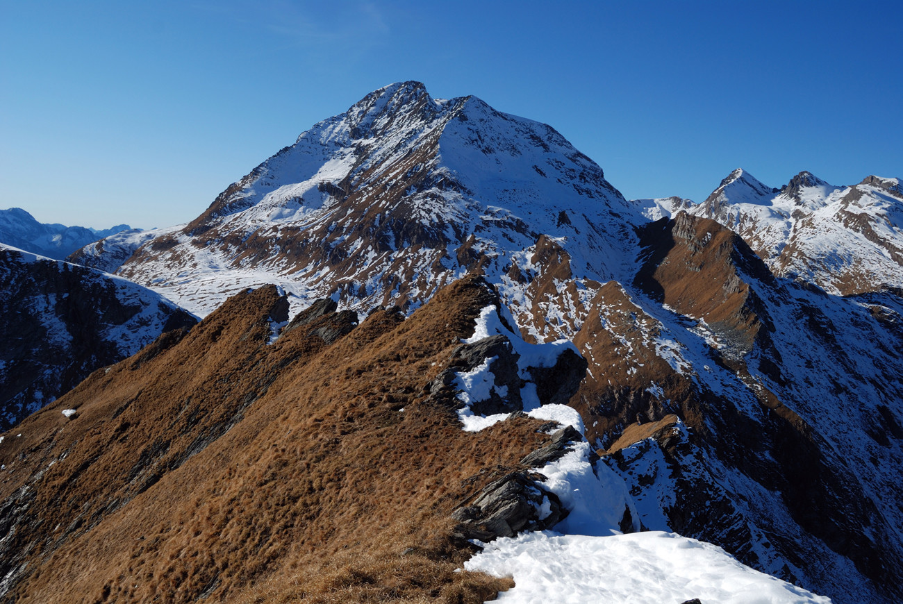 Il Piz Duan 3130 m dal Piz Maroz Dent 2599 m