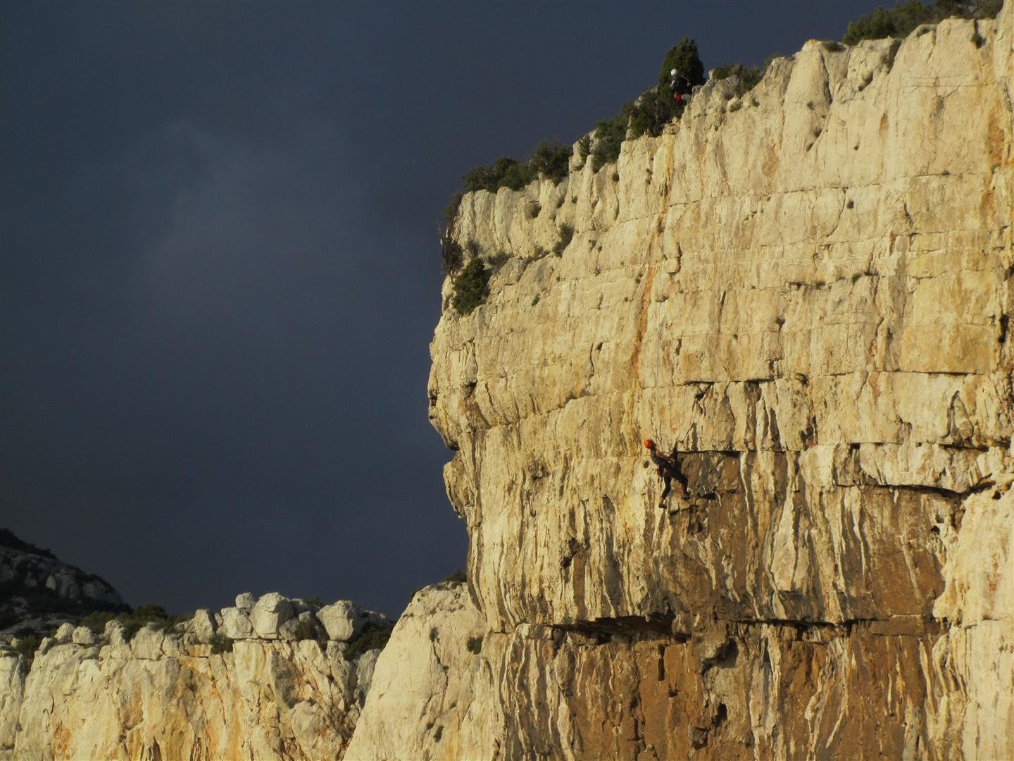 la cordée de Grenoblois en finit avec Sananabich