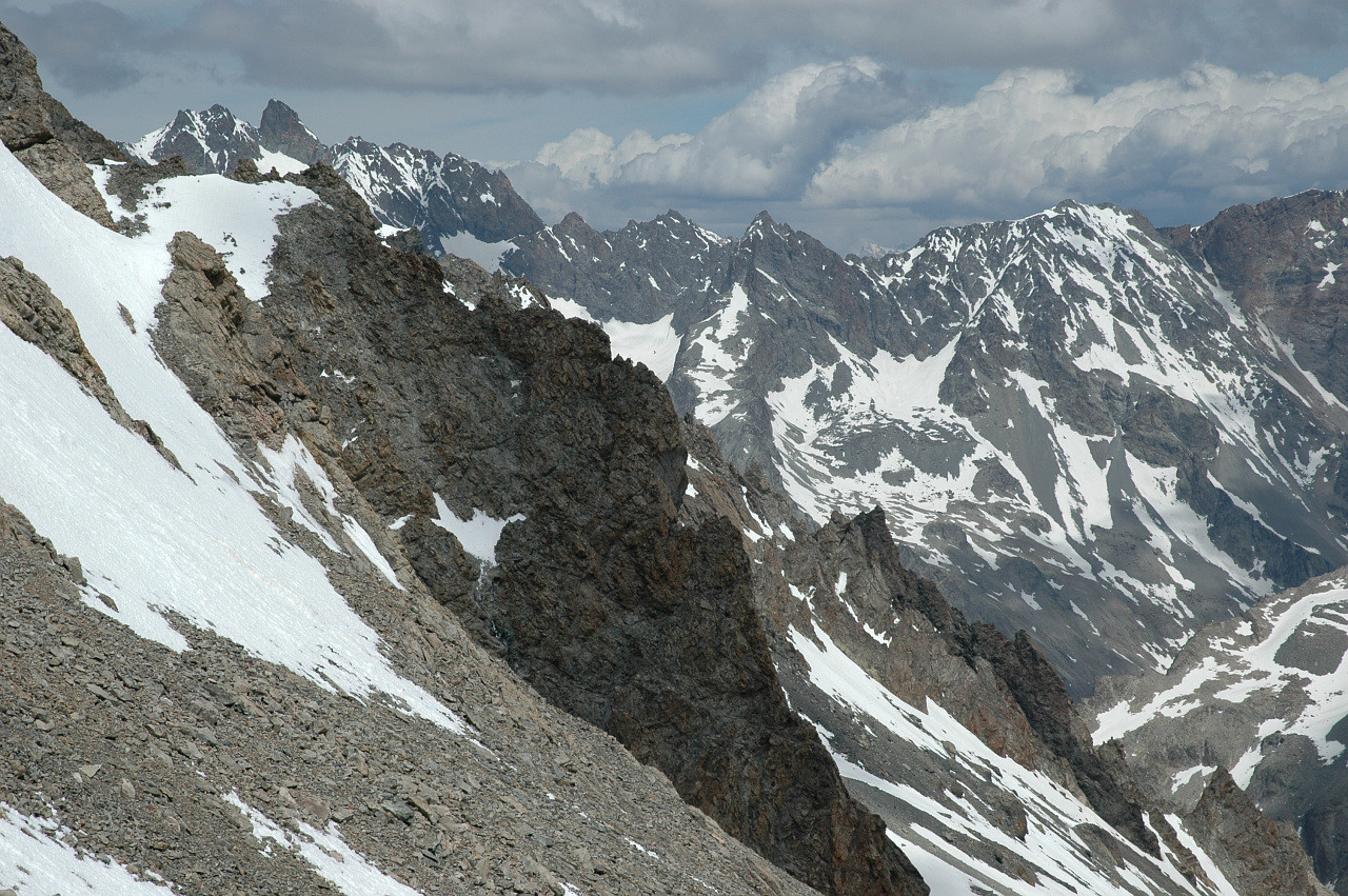Col de la Temple, vue vers l' E