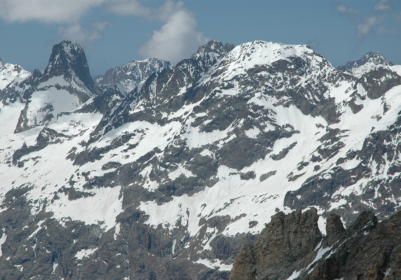 Pointe du Vallon des Etages, Tête de l'Etret, Cîme de Clot Châtel