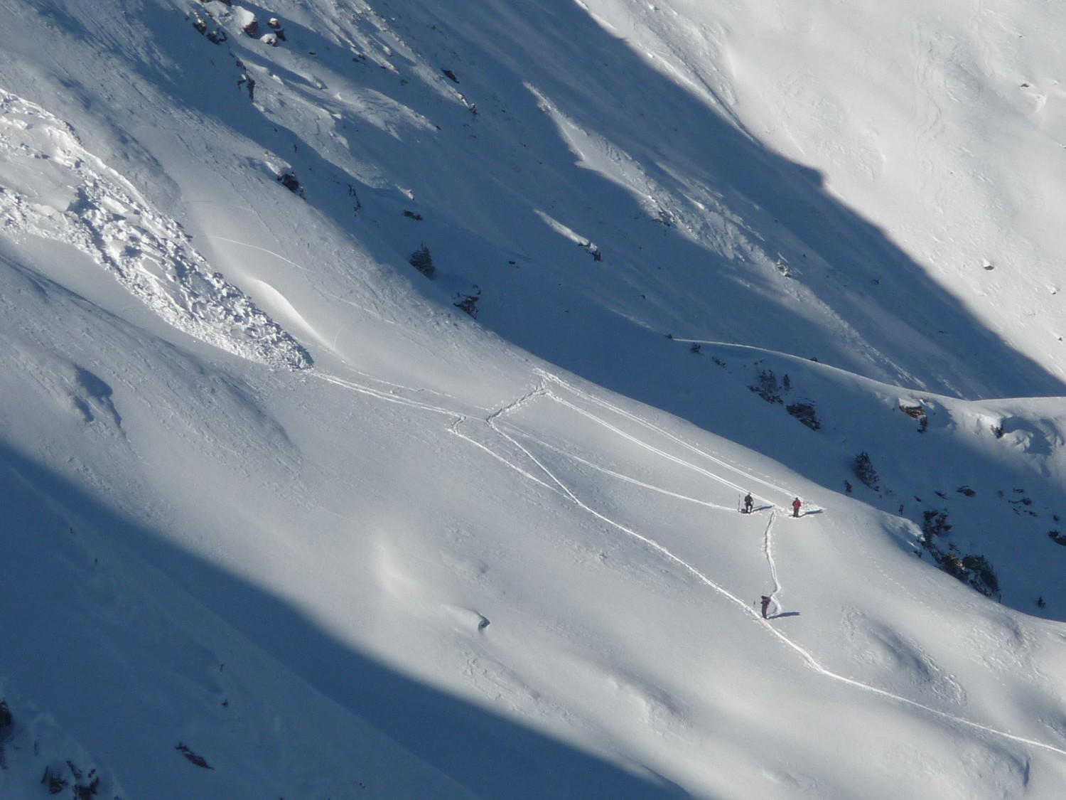 La placca fatta staccare da 3 skialp sotto la Drink