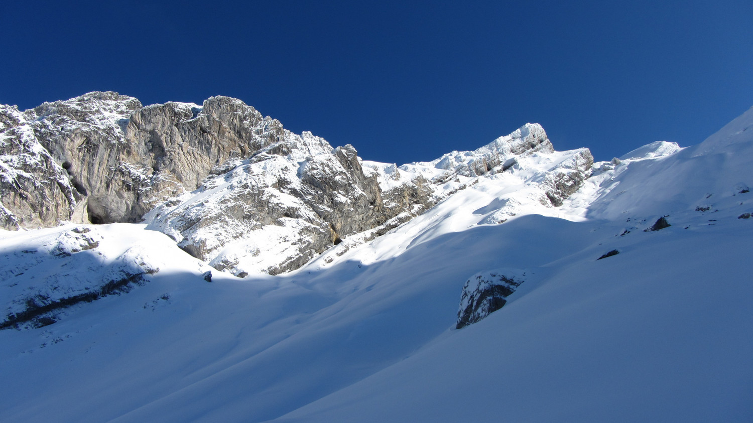 rive droite de la Combe de Bella Cha