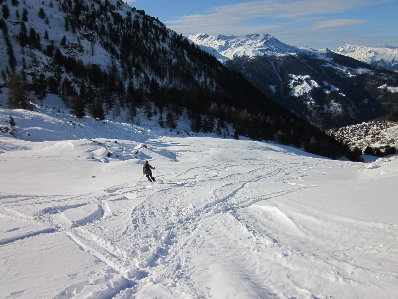 Descente sur St-Luc par la piste des Prilet