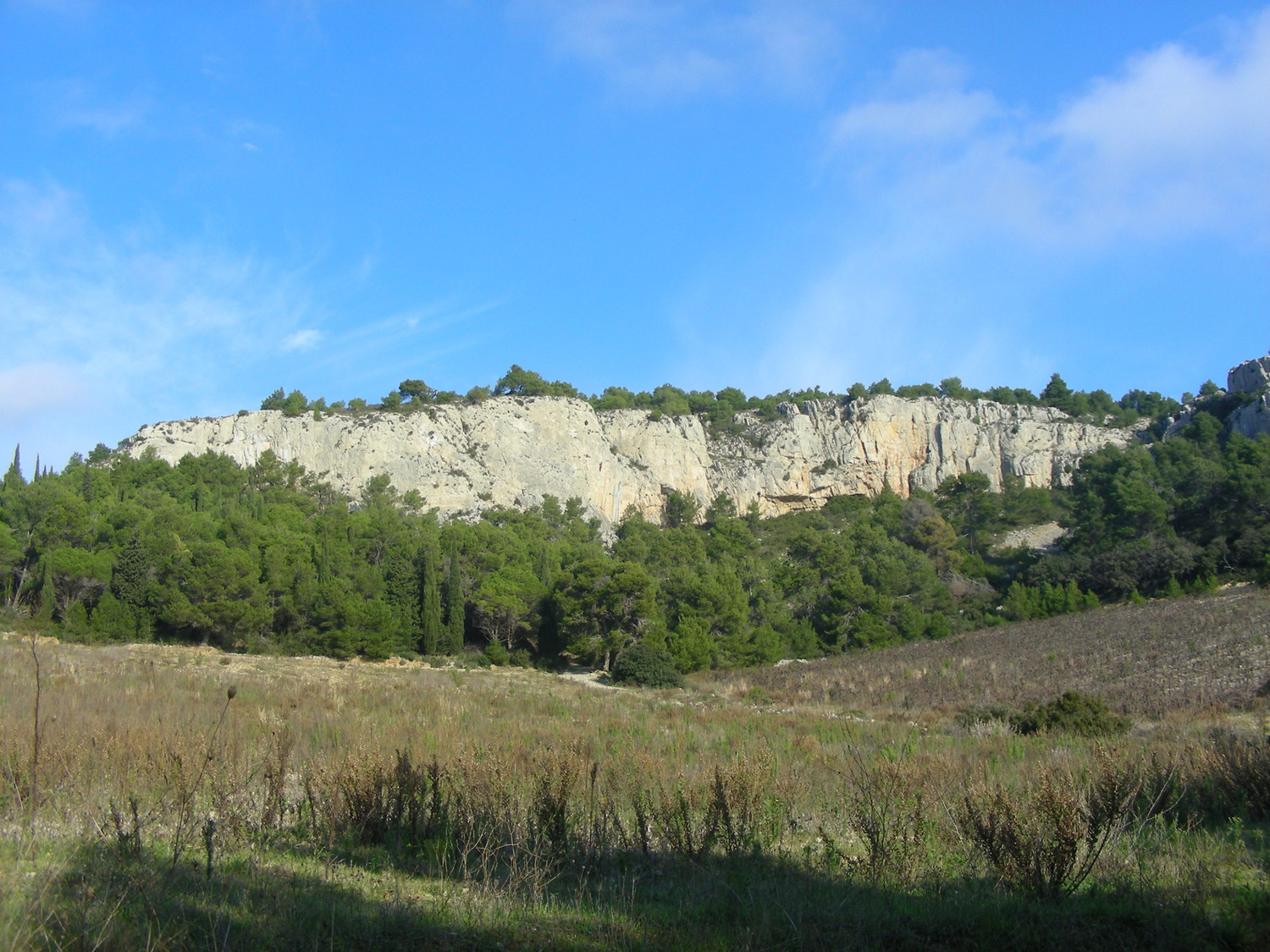La falaise de la Chandelle, massif de la Clape
