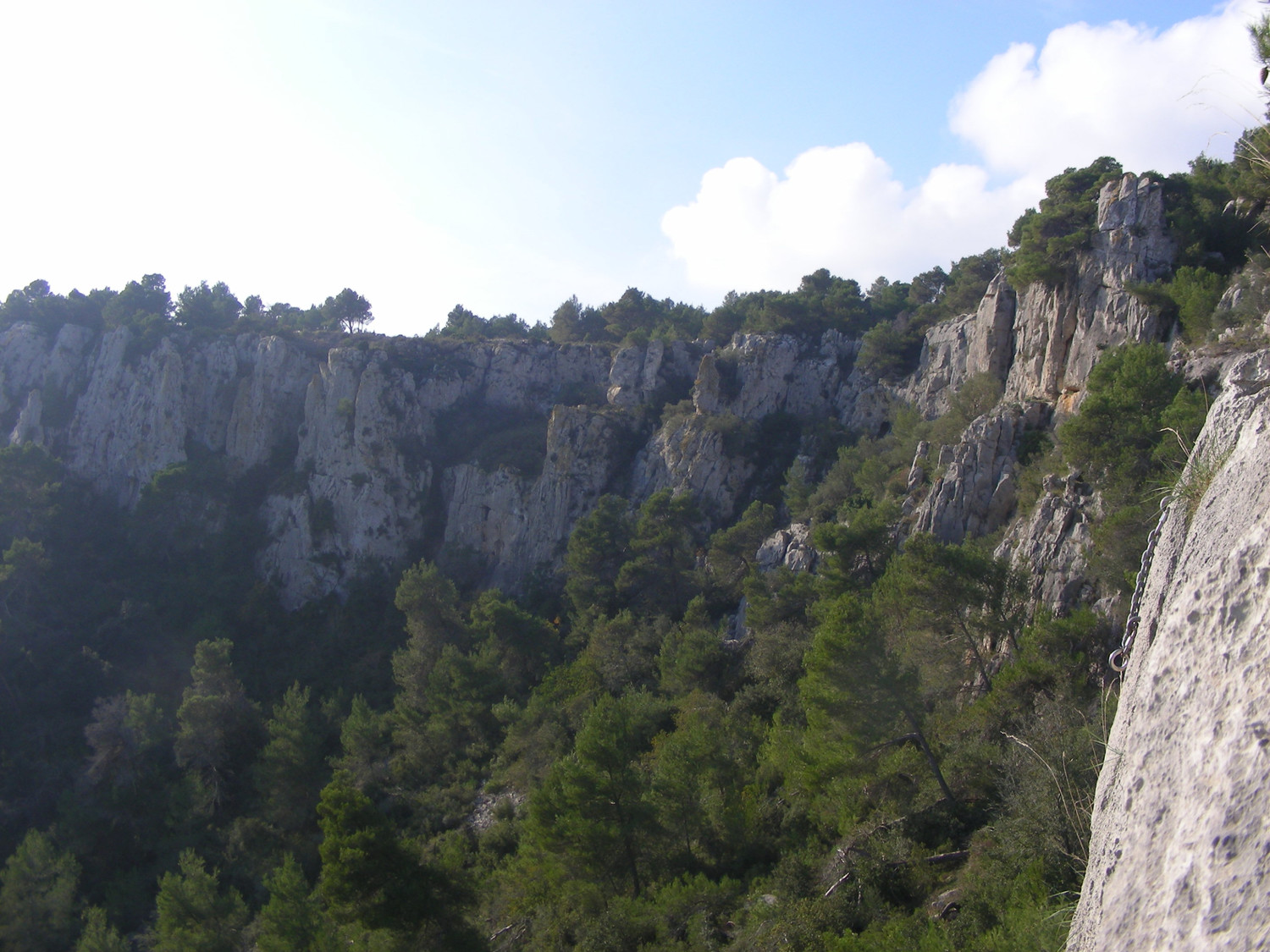 Cirque de Les Caunes, dans le massif de la Clape