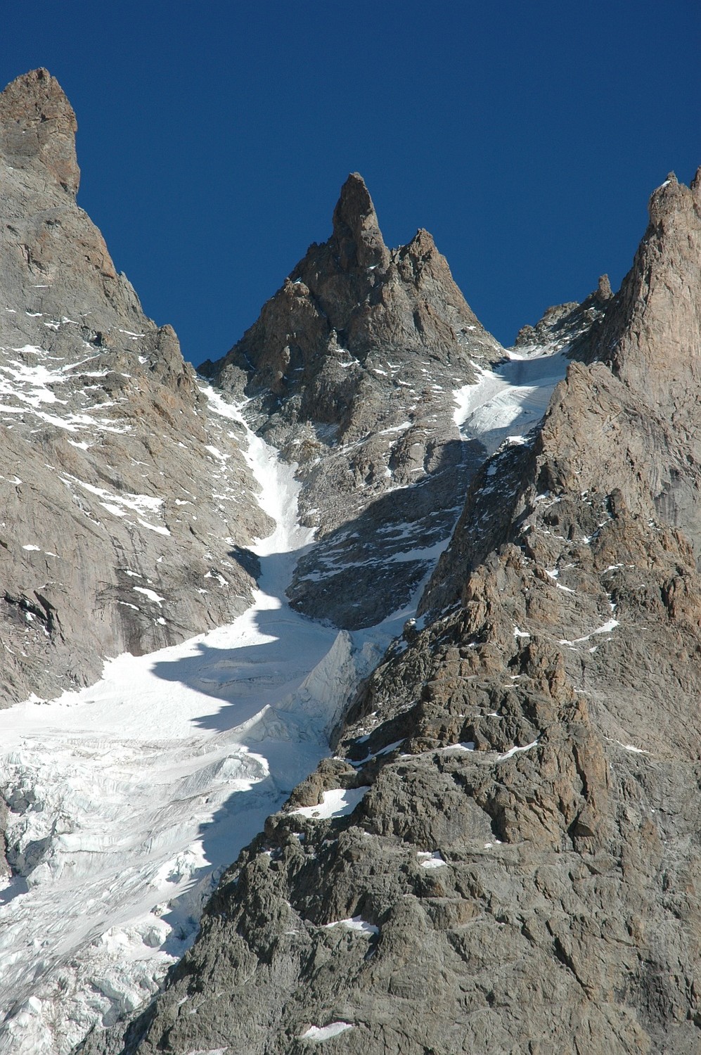Aiguille du Pelvoux N, col E du Pelvoux